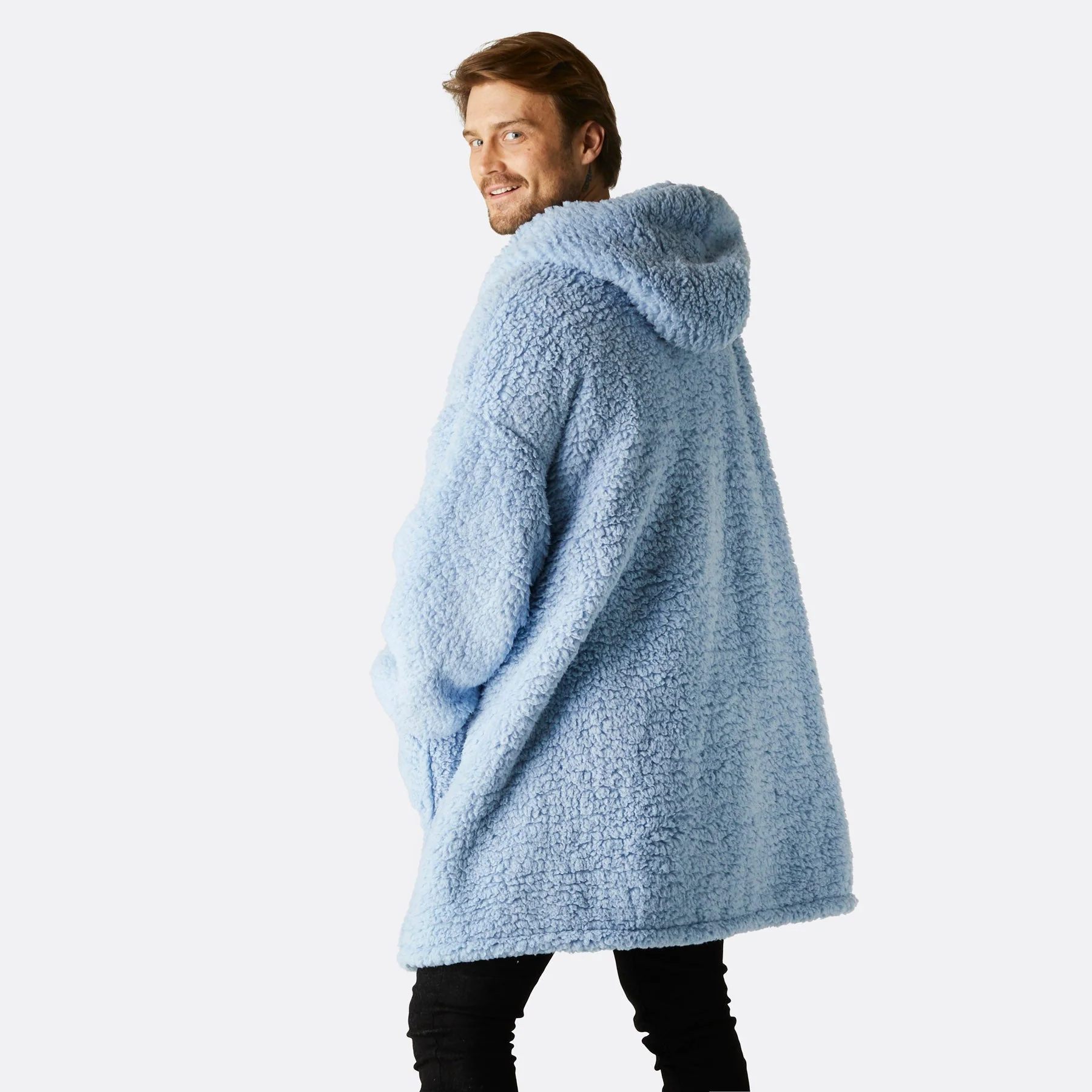 Blauer Sherpa HappyHoodie - Image 5