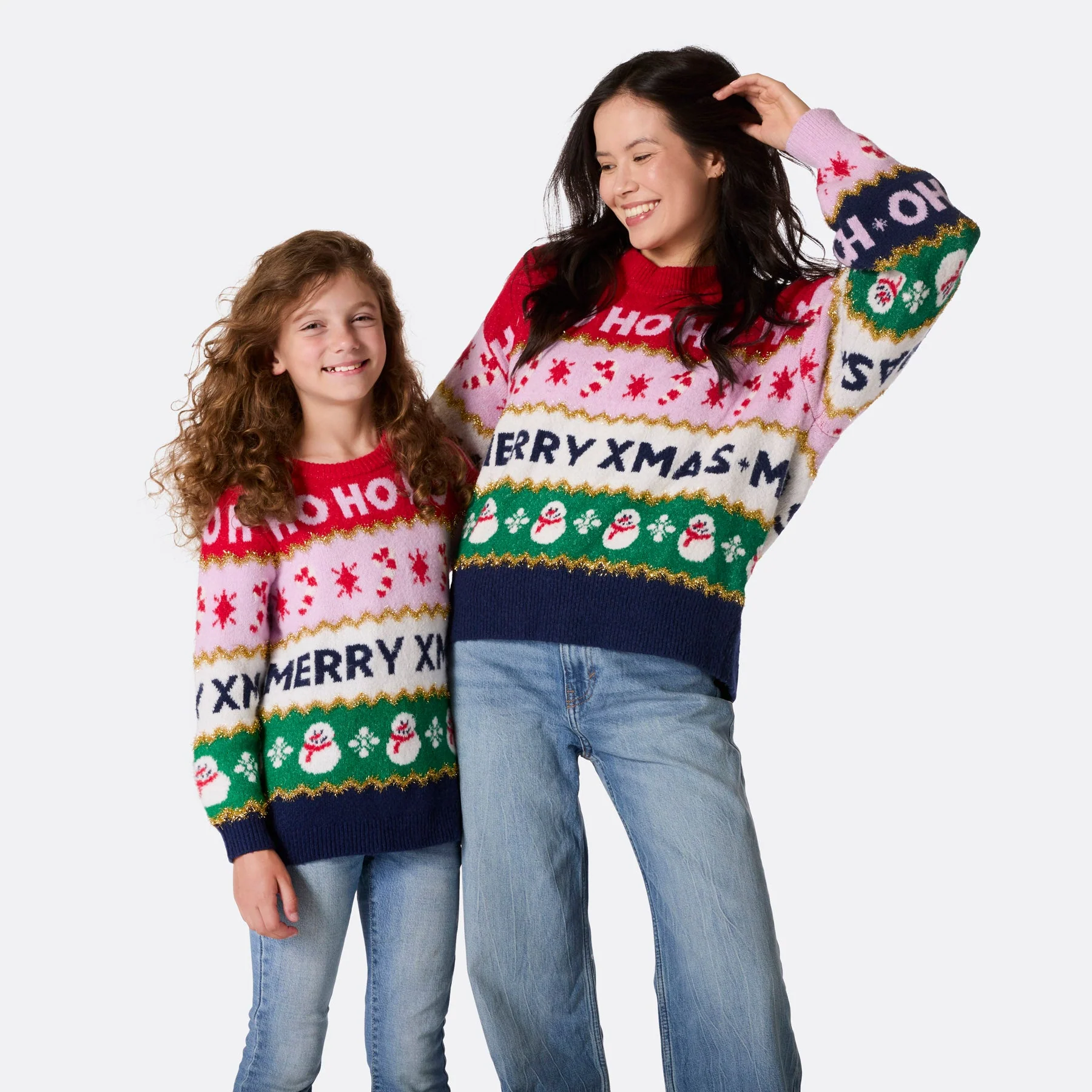 Gestreifter Oversized Weihnachtspullover Damen - Image 9