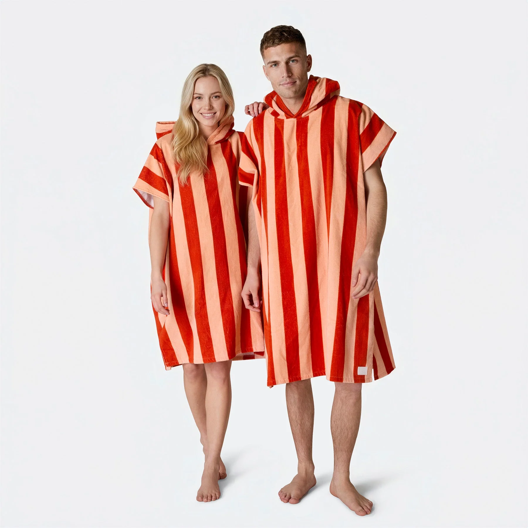Gestreifter Roter Badeponcho - Image 4
