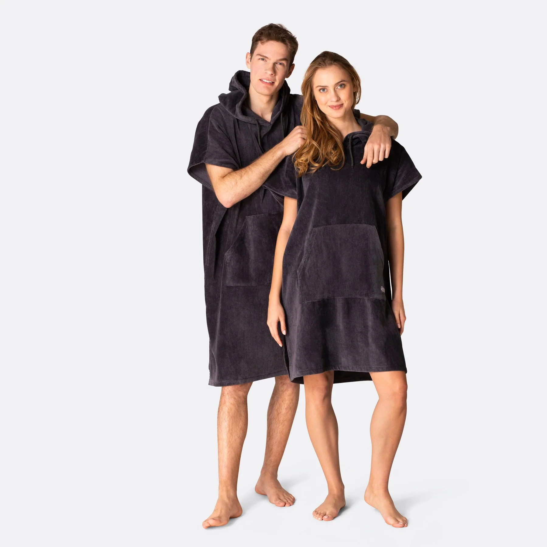 Dunkelgrauer Badeponcho - Image 3